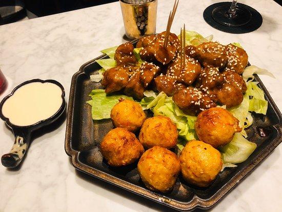 Madam Wong's Bar